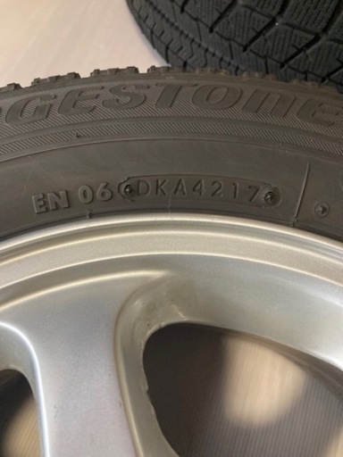 【取引中】スタッドレスタイヤ スタッドレス 185/65r14 2017年製 ブリジストン ホイール付き 4穴