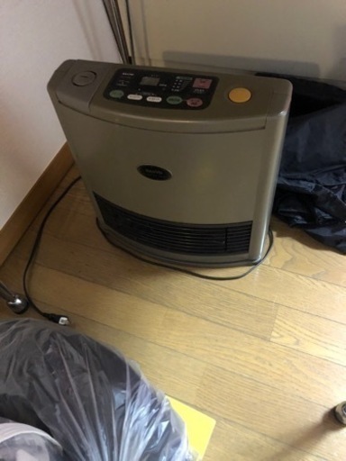 ファンヒーター