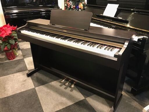 ヤマハ　中古電子ピアノ　YDP-162R　2013年製