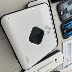 クロスセット付きiRobot 床拭き掃除機ブラーバ380jの画像