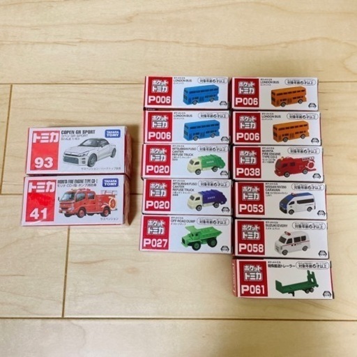 タカラトミー　トミカ・ポケットトミカ　11コまとめ売り