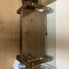 (引渡し先内定済)ガラステーブル 1/7までの画像