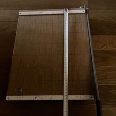 紙　裁断機　ペーパーカッター