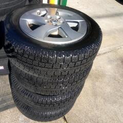 プリウス15インチスタッドレス4本
