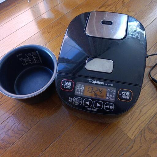 【お相手決まりました】象印　炊飯器　3合炊き　2021年製