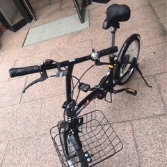 早い物勝ち❗️ノーパンクタイヤ‼️ 折り畳み自転車　20インチ　...