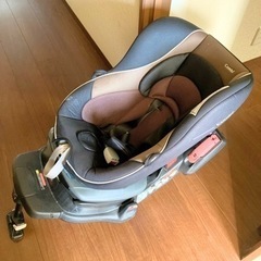 【お取引中】チャイルドシート　推奨:9-18kg
