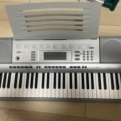 電子ピアノ　電子キーボード
