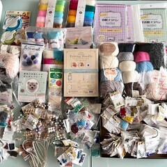 手芸用品（羊毛フェルト・プラ板・スワロとビーズ）福箱どうですか？
