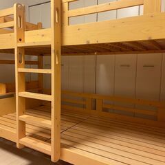 美品2段ベッド（分割して使用可能）
