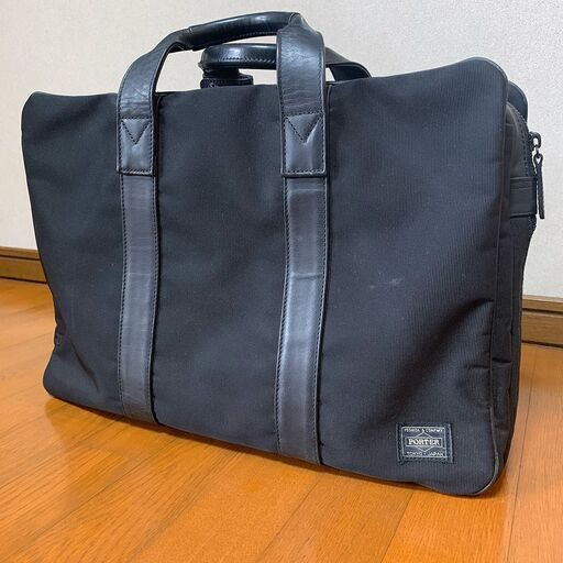 PORTER ポーター 仕事用に最適／A4サイズの書類・MacBook Pro 13インチが入ります