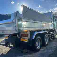 【1年車検付き】日野プロフィア 　ダンプ　 　型式PK-FS1EKJA　最大積載量9,000kg　走行距離95万km   シフト7速　平成17年式の画像