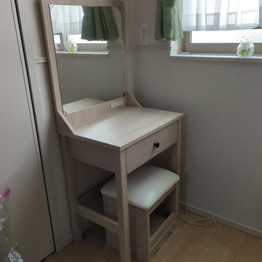 【値引き本文参照！】ドレッサー　3年前購入