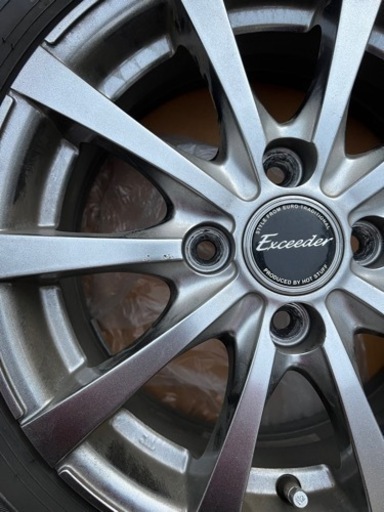 スタッドレスタイヤ４本社外アルミ付き