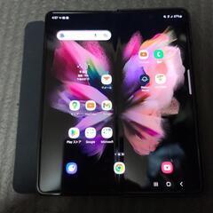 au Galaxy　zfold3ブラックの画像
