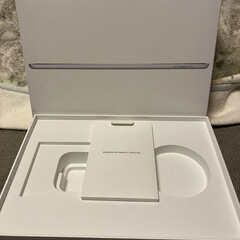 ipad の箱　第６世代　wifi celluar