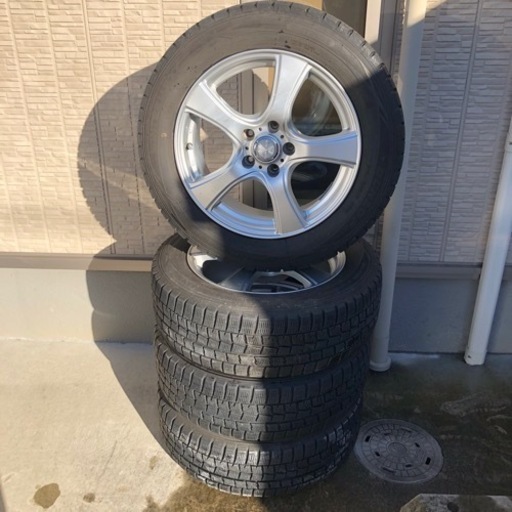 ダンロップ VIOLENTO ウインターマックス 215/60R17 4本