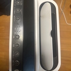 シャープ 加湿空気清浄機 プラズマクラスター 13畳 / 空気清浄 23畳 ホワイト KC-G50-Wの画像