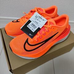 新品未使用品　ナイキ　ズームフライ5　オレンジ　25.5cm NIKE　ランニングシューズ　の画像
