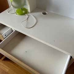 【お取引中】IKEA ミッケ　学習机　の画像