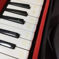 鍵盤ハーモニカ（黒）の画像