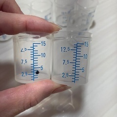 15ml 計量カップ　8個で100円の画像