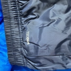 プーマ　PUMA 中綿ウインドブレーカーＬサイズ　ジャージ　ウォーマー　定価２０９００円の画像