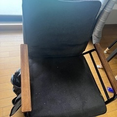 アームチェアの状態良好！