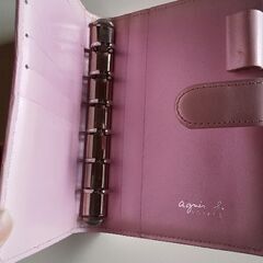 agnes b. 6穴バインダー手帳の画像