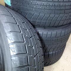 🎊セール🎊❄️225/45R18工賃込み☆レアサイズ！バリ山スタッドレス！人気のヨコハマの画像
