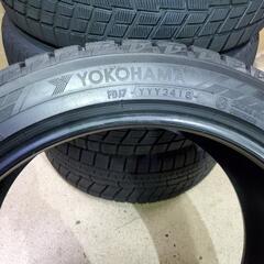 🎊セール🎊❄️225/45R18工賃込み☆レアサイズ！バリ山スタッドレス！人気のヨコハマの画像