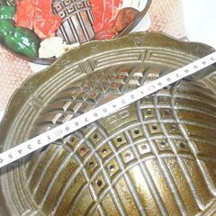 穴あき　新品　鉄板　２８ｃｍ　ジンギスカン鍋　焼肉　バーべキュー　アウトドア　キャンプの画像