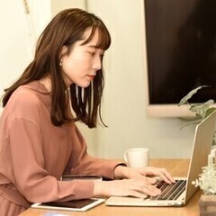 土日休み♪＜カナダグース＞本社の営業事務☆高時給1800円♪【短...