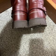 19cm 子供シューズの画像