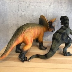 恐竜おもちゃ 値下げしましたの画像