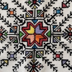 モロッコ手刺繍　テーブルクロスセットの画像