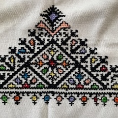 モロッコ手刺繍　テーブルクロスセットの画像