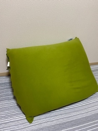 ヨギボーYogibo Mini ライムグリーン、　ピンク