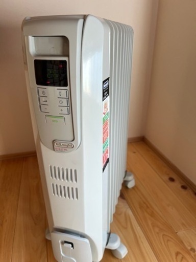 【決まりました】デロンギ　オイルヒーター　10〜13畳用
