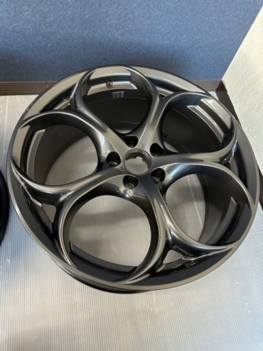 ☆アルファロメオ ジュリア 純正ホイール☆