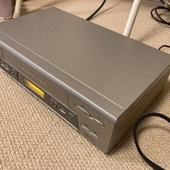 VHSビデオデッキ　SHARP VC-GH2の画像