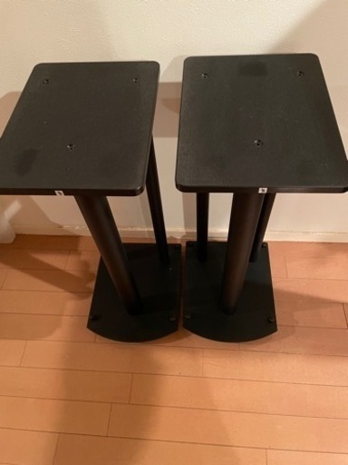 スピーカースタンド