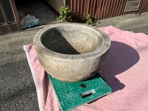 石臼　お餅つきに　12月22日まで受付けます