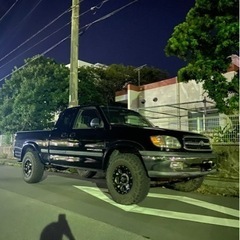 トヨタ　タンドラ　V8 4.7L