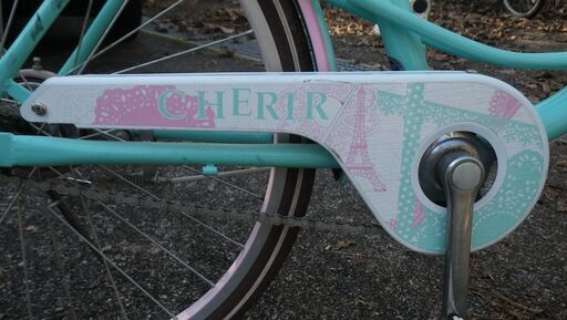 パステルカラーの自転車 美品 小学生女子向け 22インチ 故障なし