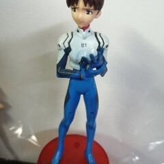 エヴァ　フィギュア一体2000円の画像