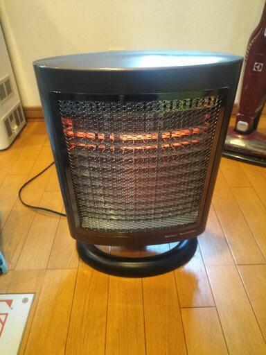 電気パネルヒーター