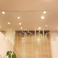 エステティシャン 急募　経験者優遇 未経験可（男女可）