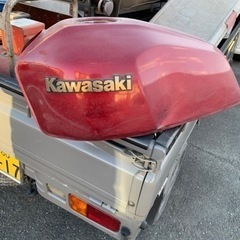 新春セール値下げカワサキZR X400タンク値引き交渉あり値下げ