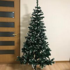 クリスマスツリー 北欧風 スリムタイプ　180 cm 雪化粧付き 
